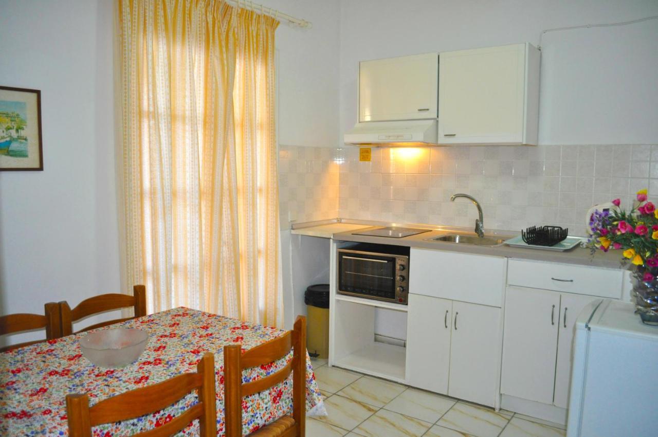 Holiday Apartments Maria With Pool - Agios Gordios Beach Kültér fotó