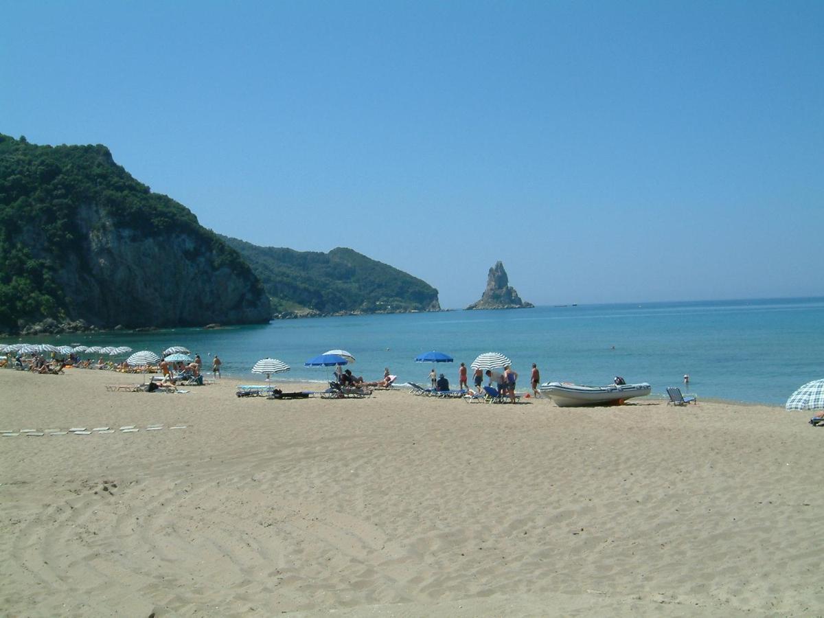 Holiday Apartments Maria With Pool - Agios Gordios Beach Kültér fotó